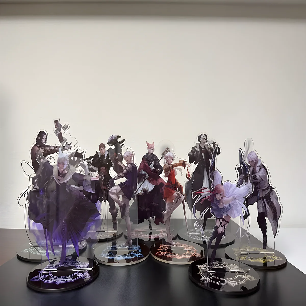 Final Fantasy XIV Shadowbringers - Figura de Personagem de Jogo em Acrílico de 15cm para Decoração de Mesa e Coleção, Presente e Chaveiro