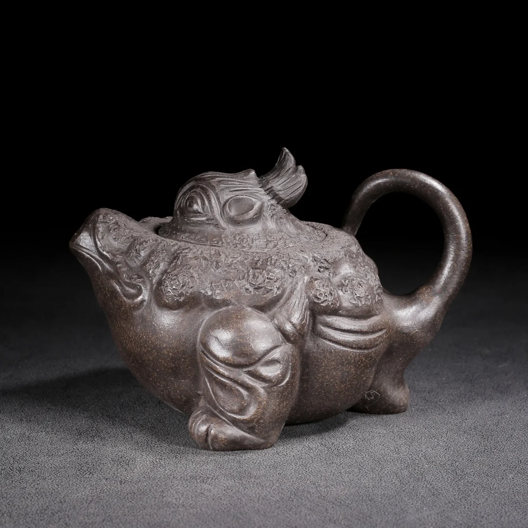 Old Chinese Handicraft Enameled YiXing Zisha (red stoneware) Teapot,Toad Pot,with mark, Free shipping
