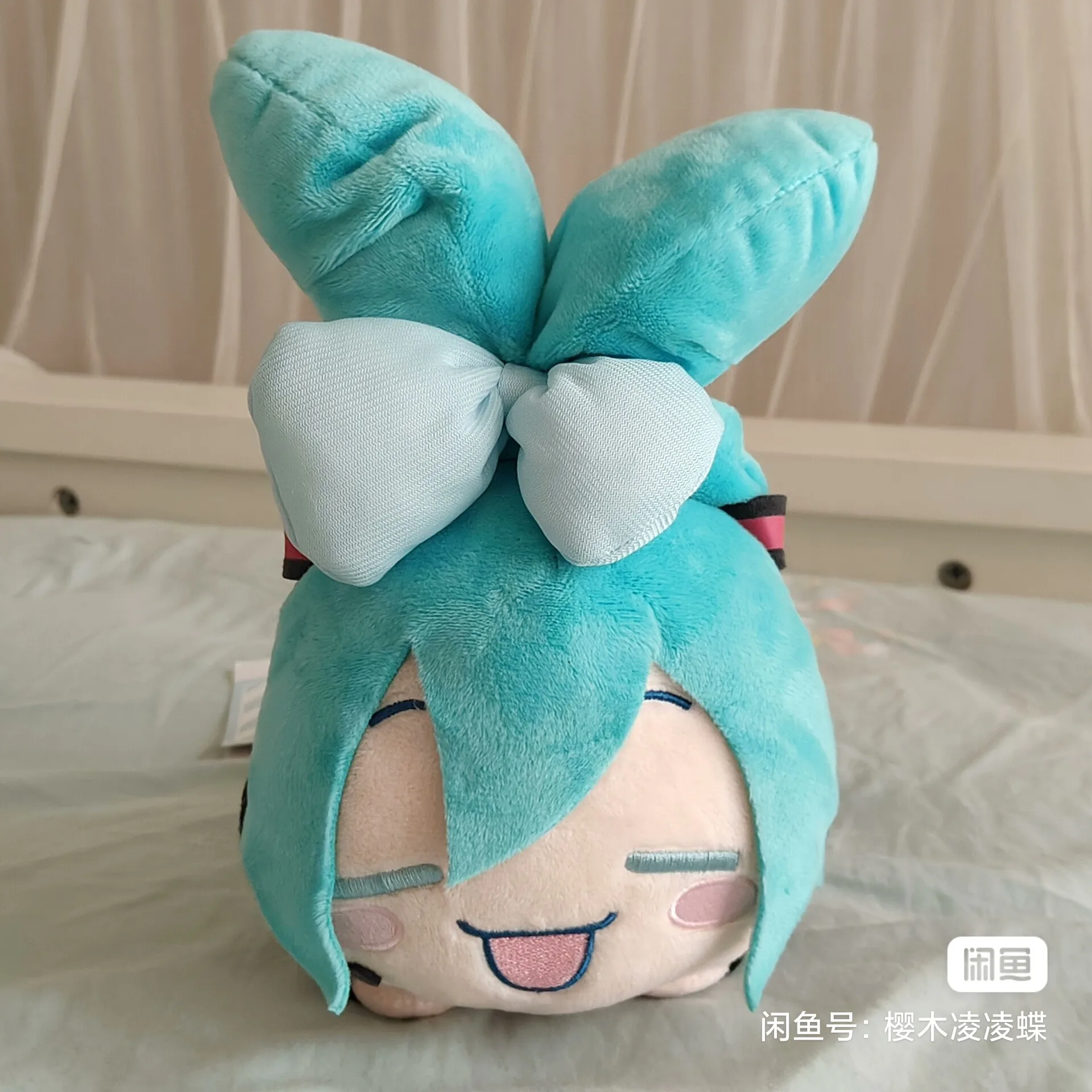 sega-hatsune-miku-peluche-25-cm-version-nœud-papillon-sanrio-dessin-anime-collabore-animal-en-peluche-pour-cadeau-d'anniversaire