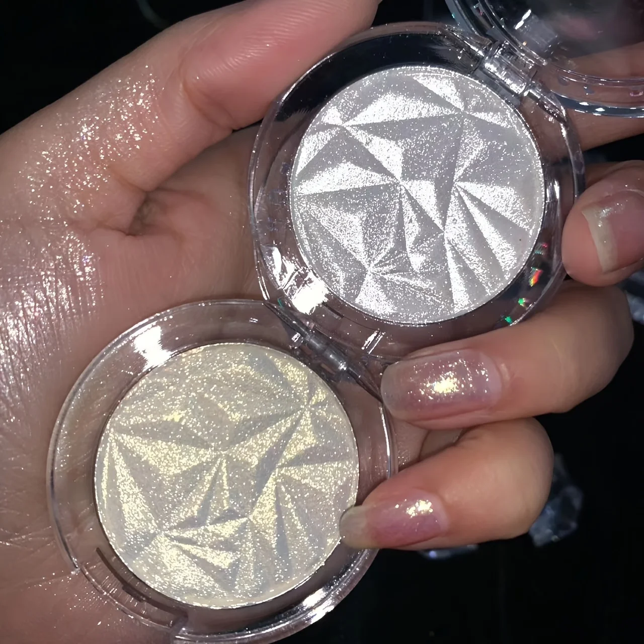 Brightening Face Glitter Highlighter Powder Face Contour Shimmer Monochrome Pearlescent Makeup Face Contouring Makeup For Women