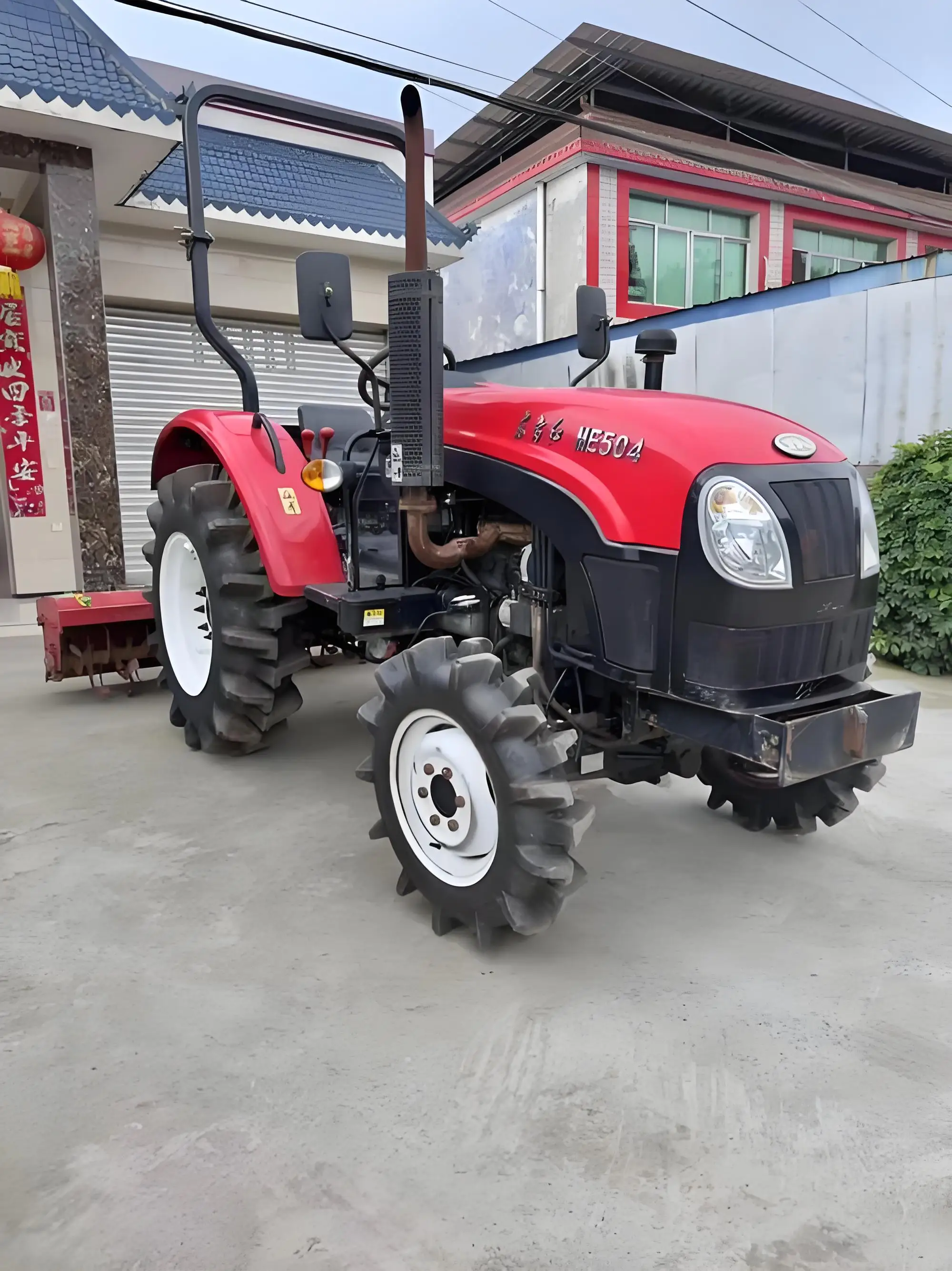High Horsepower Tractor 504 604 704 804 Wheeled Multi Cylinder diesel Two Wheel Drive Four Wheel Drive Farmland Tractor