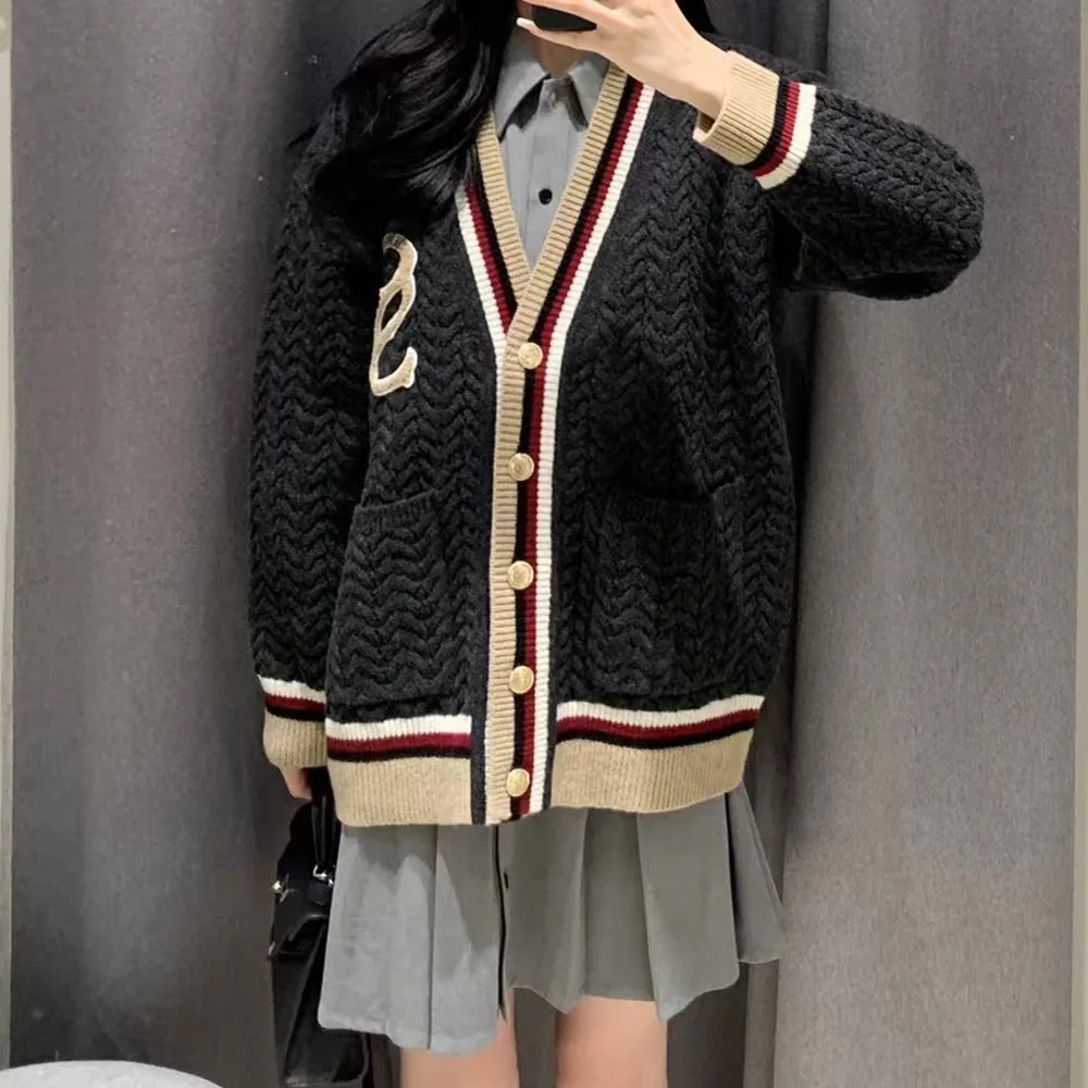 

Loose knit cardigan color matching Fried Dough Twists towel embroidery single breasted sheet S home autumn and winter 2024 new