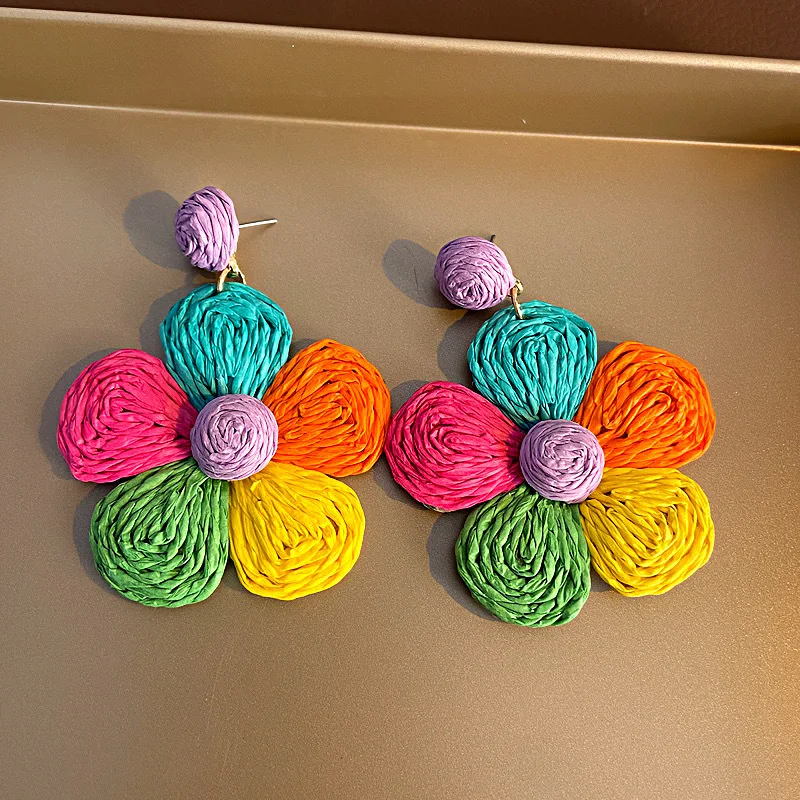 Draweye Hand Weaven Earrings for Womne Bohemia Candy Color Beach Style Flowers Jewelry Summer Fashion Sweet Aretes De Mujer