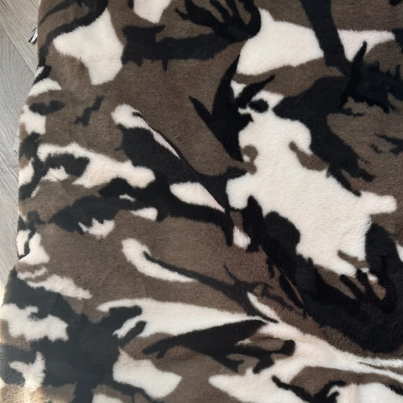 Luxury Artificial Fur Fabric, Popular Camo Fur, Coat Garment Material, DIY Background Decoration, Sold by Yard