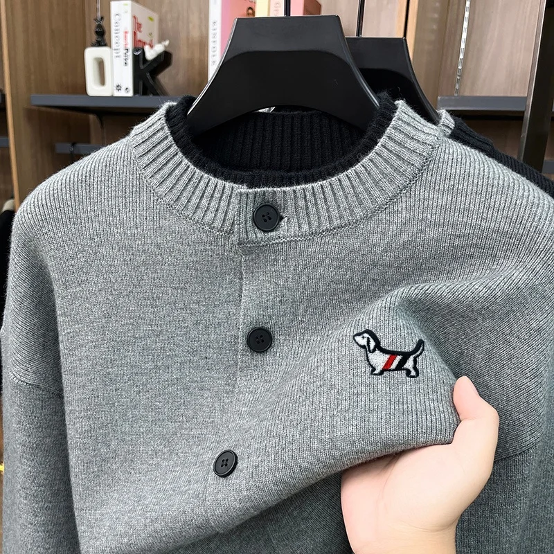 Modischer, trendiger Herren-Strickpullover mit O-Ausschnitt in Uni-Farbe, hautfreundlich, langärmelig, für Herbst und Winter, Business-Herrenbekleidung. – Detail 4