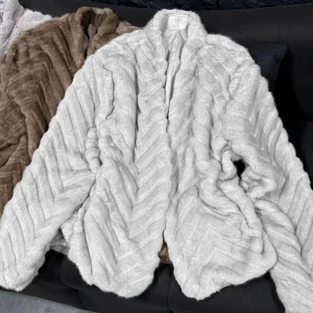 TWOTWINSTYLE 솔리드 루즈한 기질 따뜻한 재킷 여성용 브이넥 긴팔 겨울 캐주얼 재킷 여성 패션 신상 KJA553415