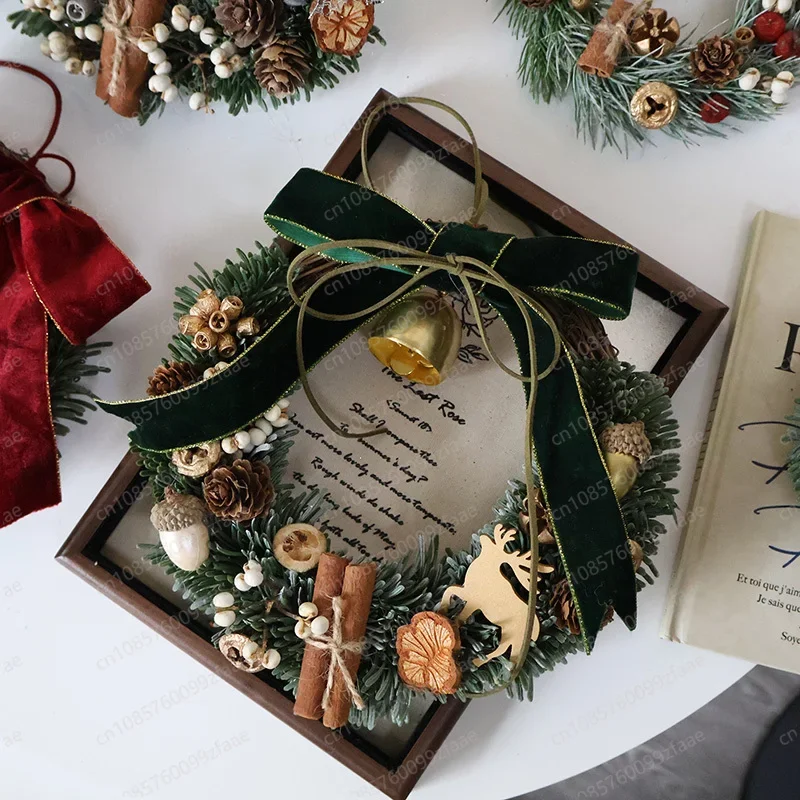 Handmade, dried flowers, high-fidelity mini Benozon, car hanging ornament, bell, Christmas girlfriend gift wreath