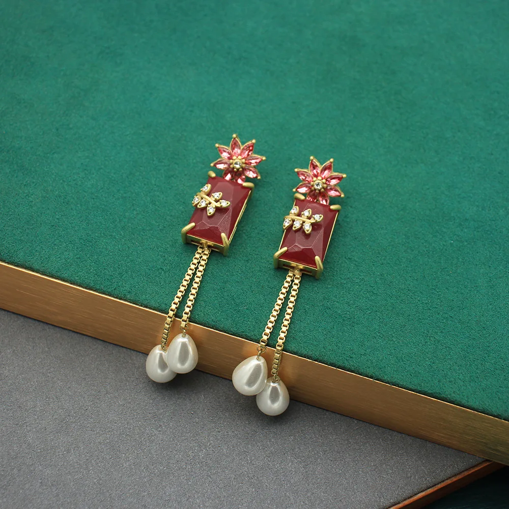 

Vintage Red Flower Earrings Copper Gold-Plated Niche Tassel Pearl Dangle Earrings Jewelry Accessories Birthday Gifts for Women