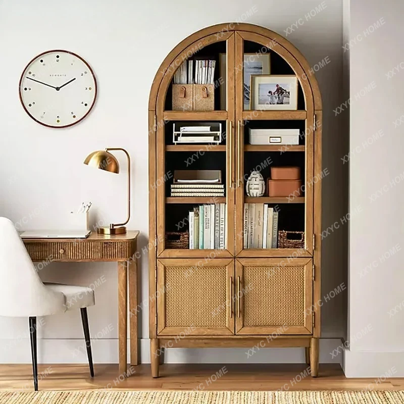 

Ретро-шкаф для книг из массива дерева в стиле ротанг для гостиной виллы