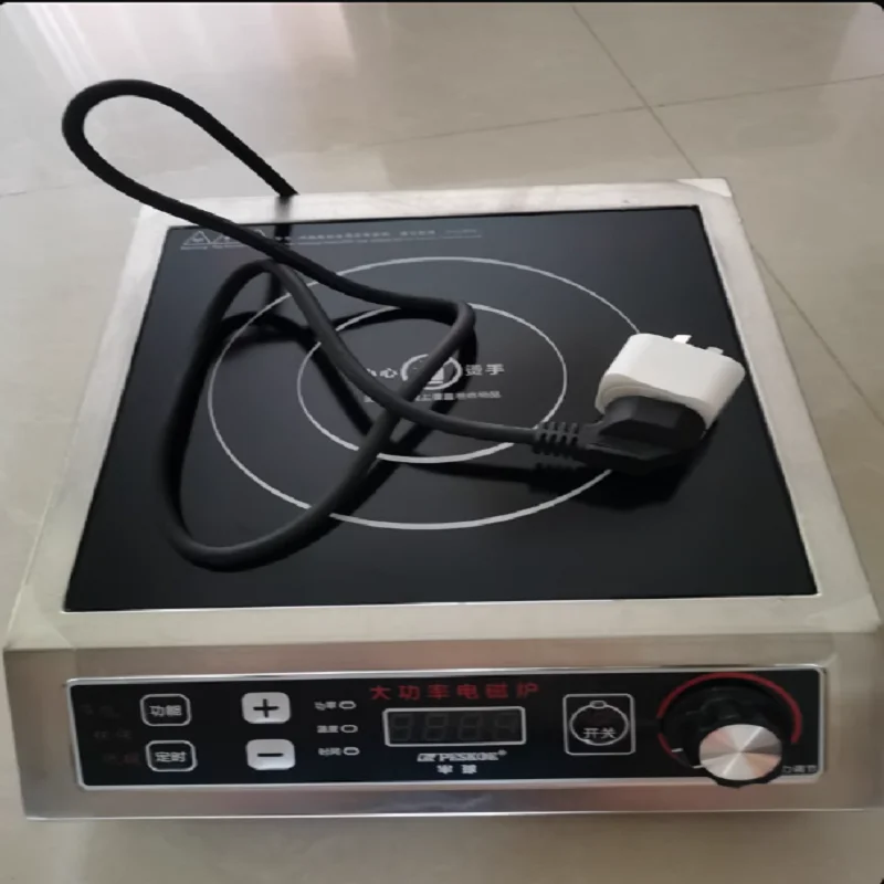 Kompor Induksi Daya Tinggi Royalstar 220V Kelas Komersial dengan Permukaan Cekung untuk Memasak Cepat DA