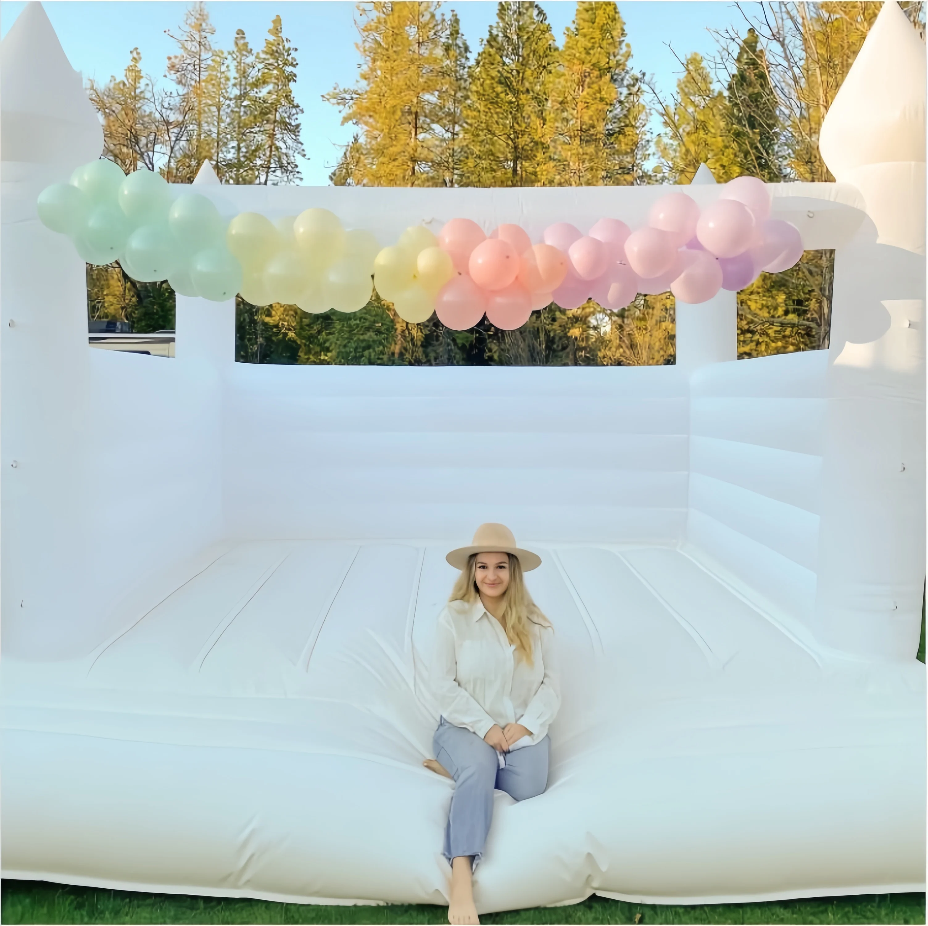 Funny Party Rental Equipment White Inflatable Bouncy Castle Kids Jumping Inflatable Bouncy House