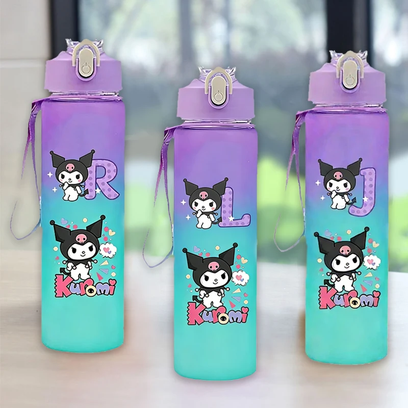 Bouteille d'eau kawaii Kuromi dégradée 750 ml, gobelet en plastique mignon avec lettres A-Z, pour filles, sport en plein air, enfants, bouteilles à boire résistantes aux chutes