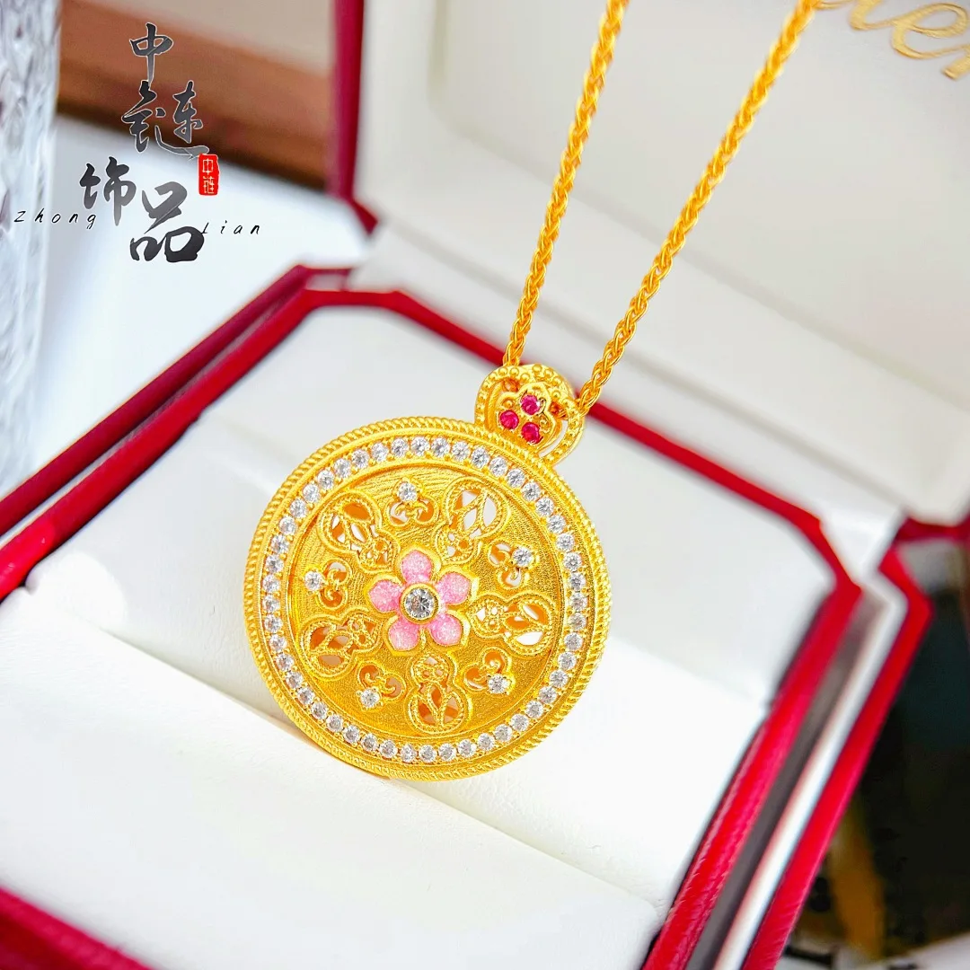 Diamond-encrusted pink peach blossom gourd compass pendant new Chinese spring pink peach 9999gold