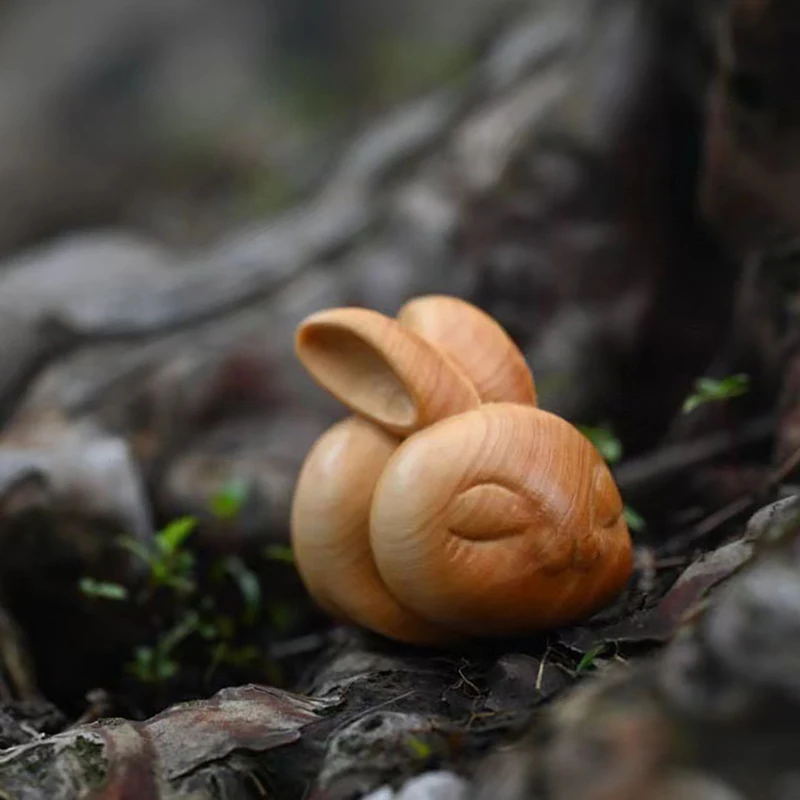 Mini Wood Carving Easter Rabbit Ornaments Zodiac Statue Lucky Rabbit Animal Decor Office Desktop Decor Car Decoration Party Gift