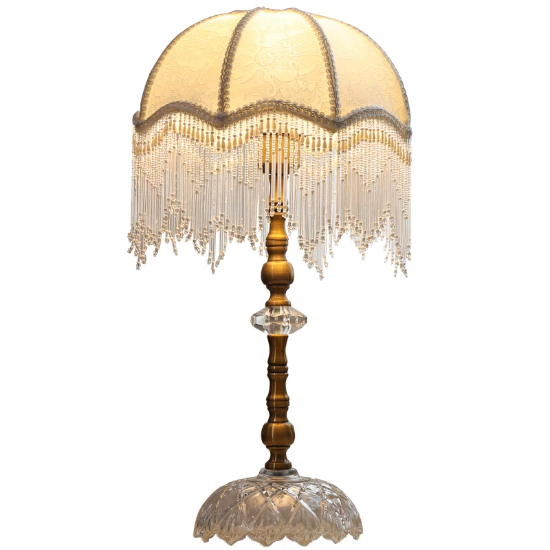 Creative French pastoral decoration table lamp wedding bedroom warm bedside lamp