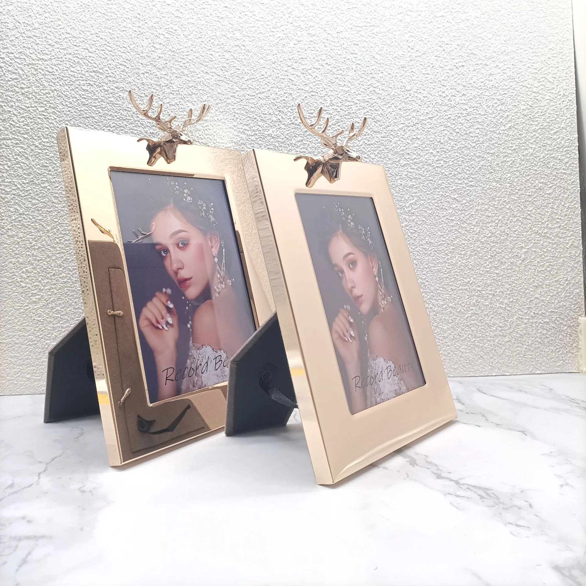 

Simple Metal Deer Head Photo Frame, Simple Creative Table