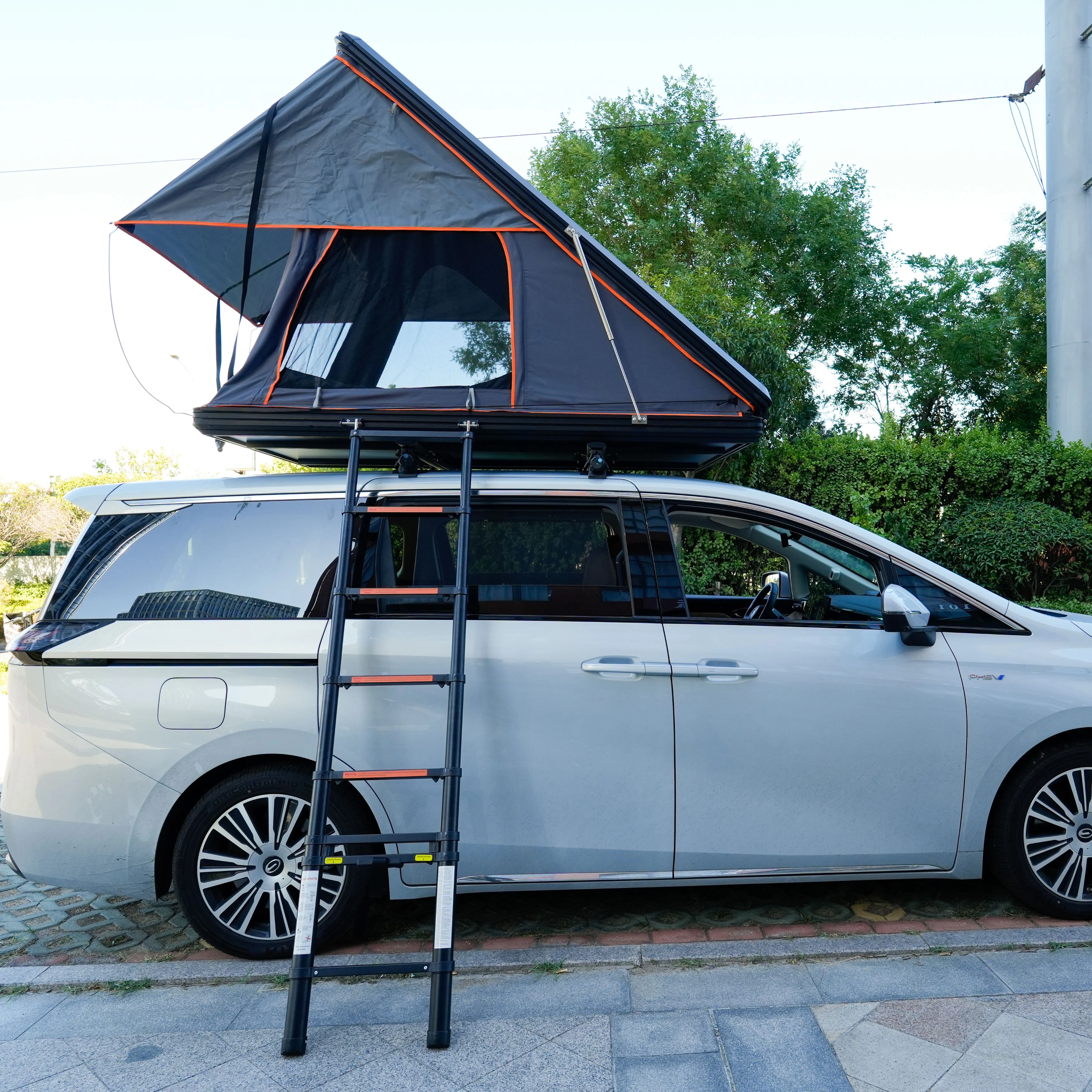Factory Price Light Weight Rooftop Tent Aluminum Camping Roof Top Tent For Car