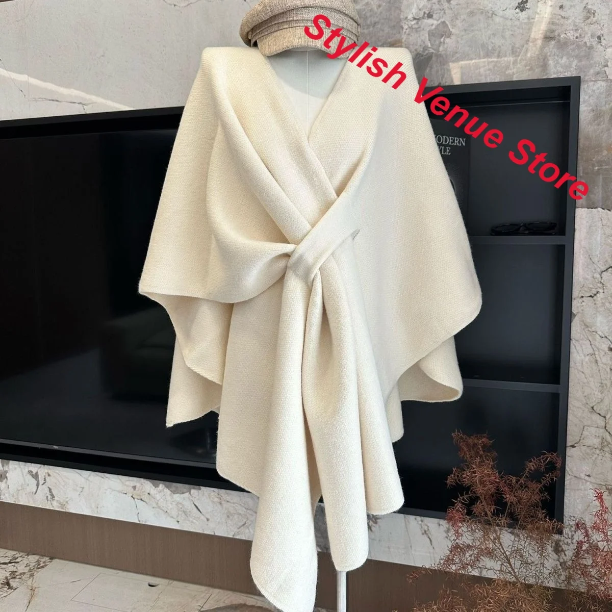 French solid color split shawl women's autumn and winter Joker fashion warm decoration atmosphere outside the casual cardigan.