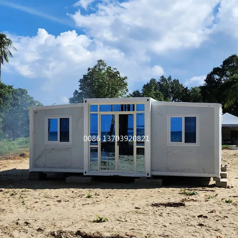 40ft Prefabricated Steel Container House Shipping Container Home of 40 Feet Comfortable Living Space