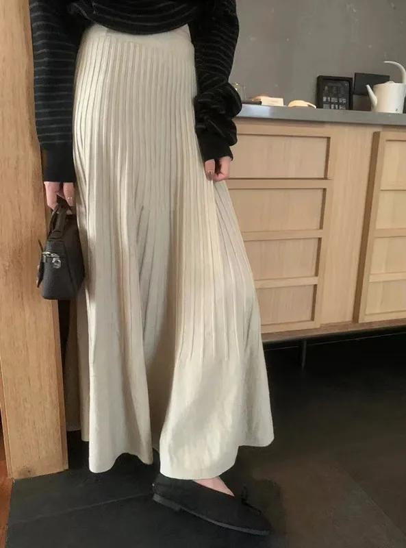 High-End Knitted Casual Women's Skirt A-Line Midi Skirt Slimming Early Autumn New Style Versatile Long Folded Half-length Skirt