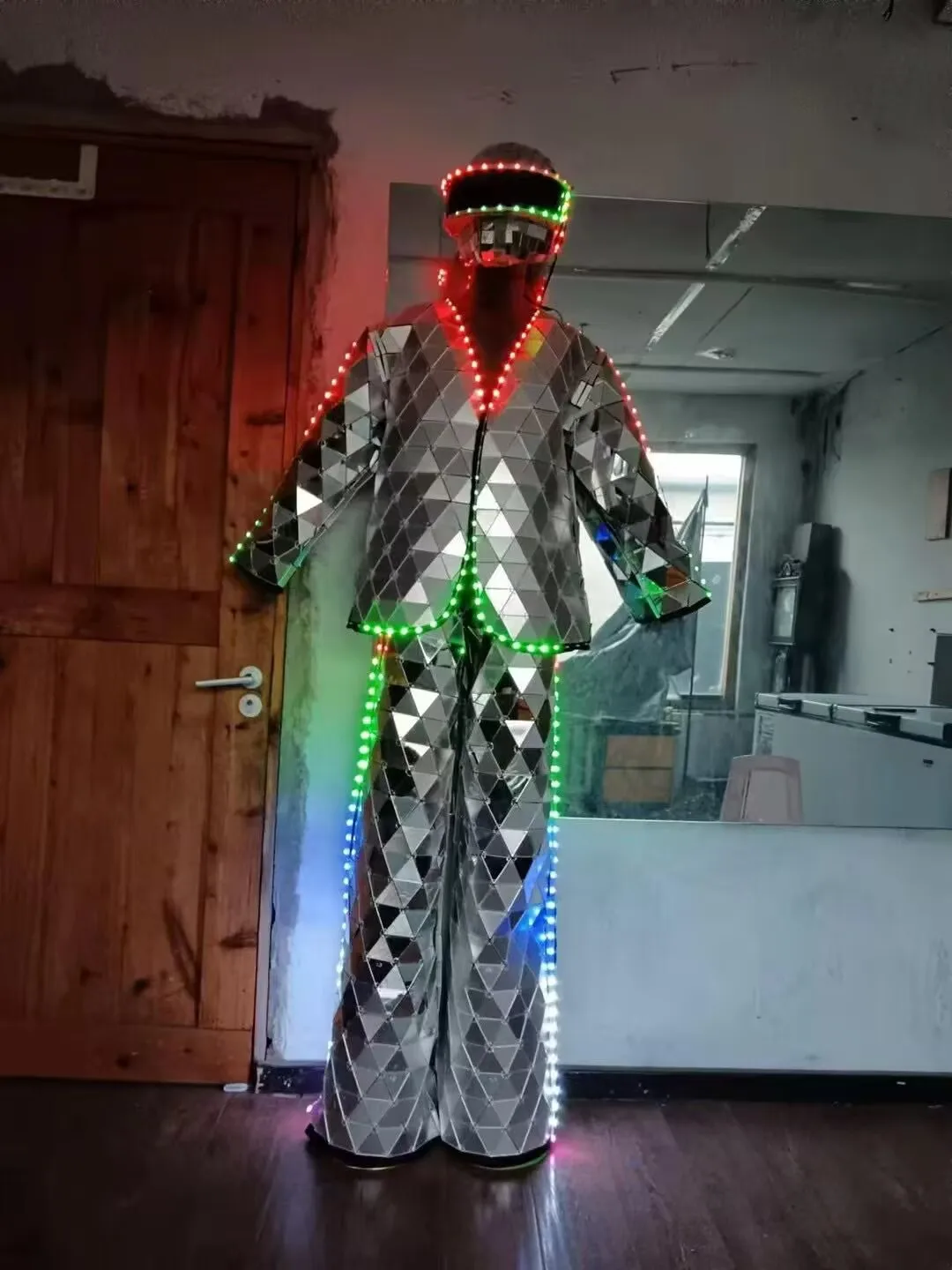 

Birthday Party Outfit Carnival Party Halloween Gold Mirror Silver Costume Stilts Walker led Robot suit Costume DJ party Perform