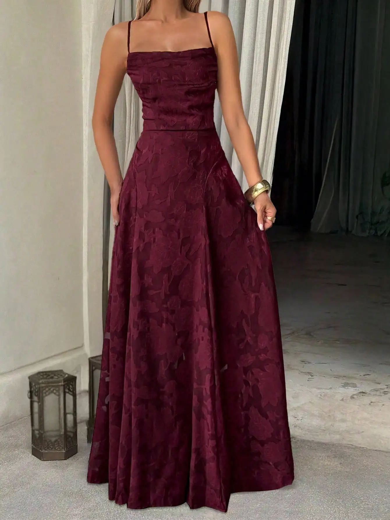 

Burgundy Floral Jacquard A-Line Maxi Dress with Spaghetti Straps