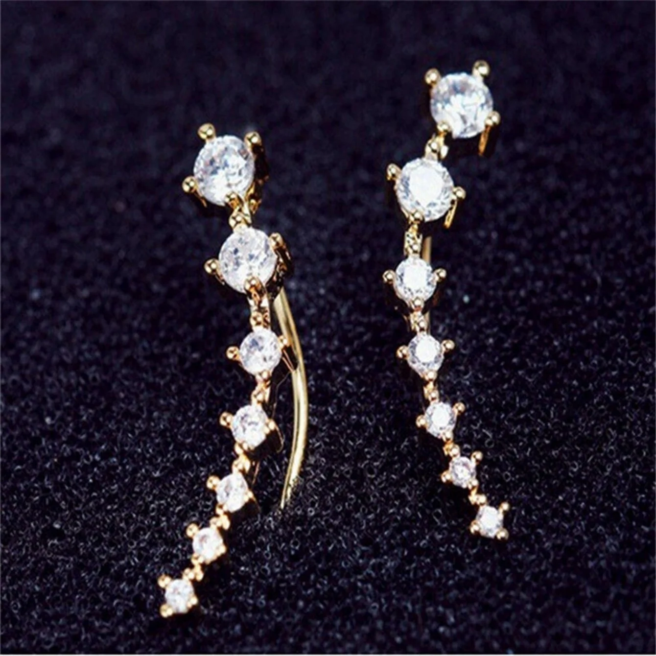Chic Women Stud Earrings  Ear Climbers / Crawlers Clear Rhinestone Earring For fashion Women Party Jewelry Gift 1 Pair image 2