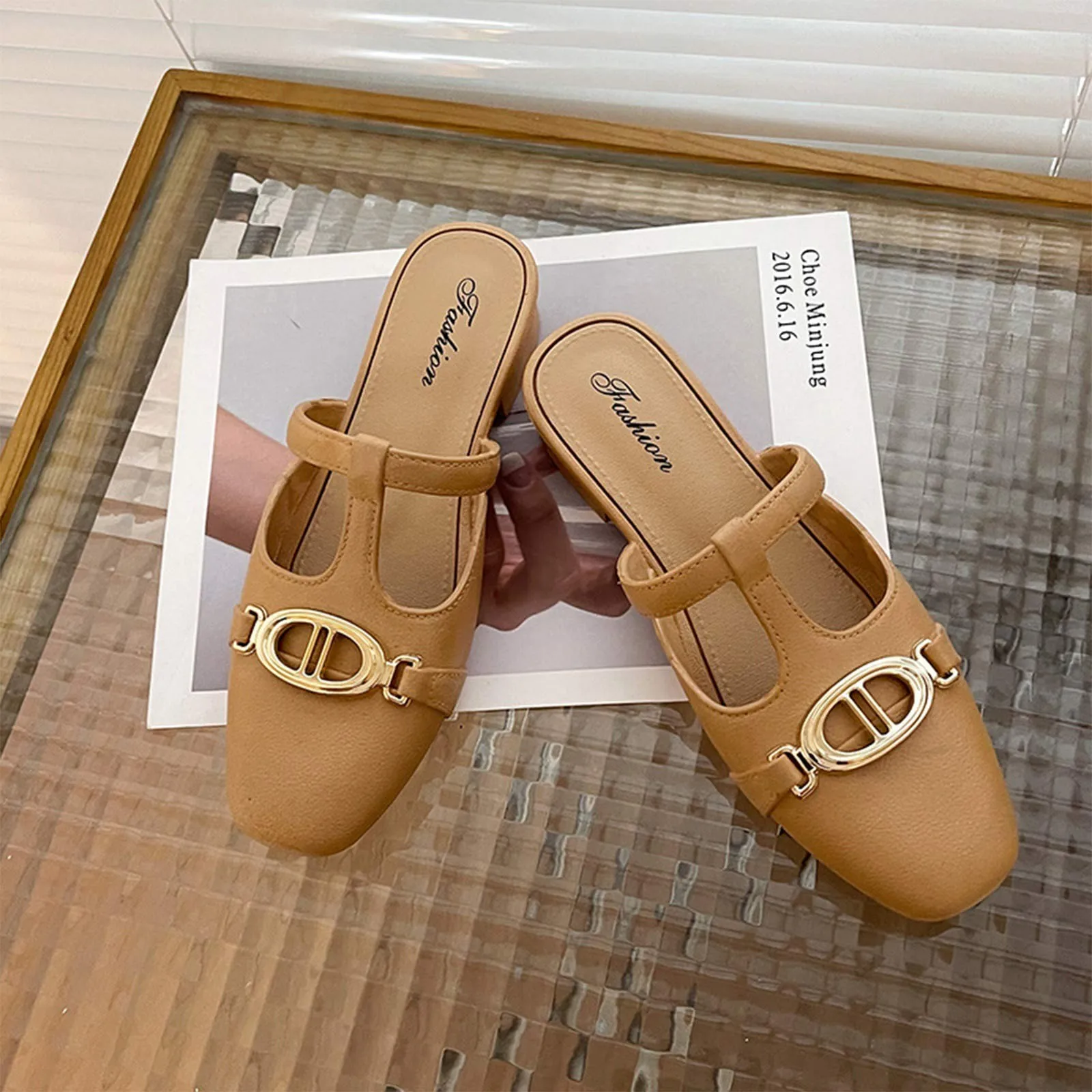 Sandalias poco profundas de verano para mujer, zapatos de tacón bajo transpirables con punta cerrada de Color sólido para interiores o exteriores, sandalias diarias para mujer