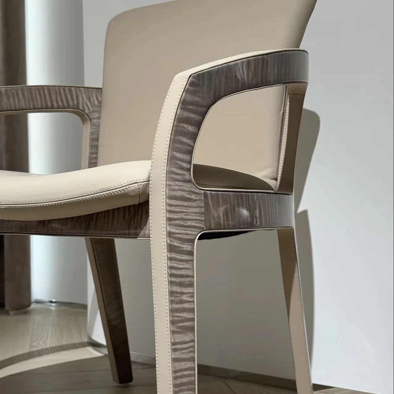 تصميم حديث عالي الجودة من الخشب الصلب للفنادق والمكتب المنزلي كرسي طعام من القماش الأصلي أثاث داخلي للاستخدام العائلي #6