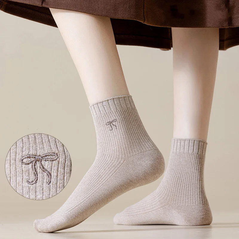 1/5 Pairs Women's Mid-Calf Socks Butterfly Knot  Breathable Sweat Absorbent Autumn INS Style Simple Versatile Sweat Absorbent