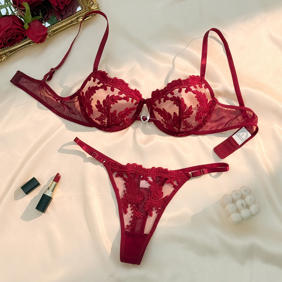 Ladies' wine red heart-shaped design embroidered semi transparent comfortable breathable underwear set, suitable ZA825068