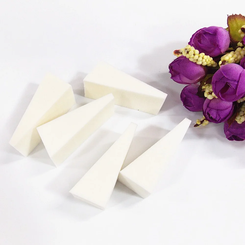 화장 도구 50개 네일 아트 삼각형 건식 및 습식 사용 메이크업 스펀지 페이스 파운데이션 컨실러 BB 크림 파우더 블렌딩 퍼프