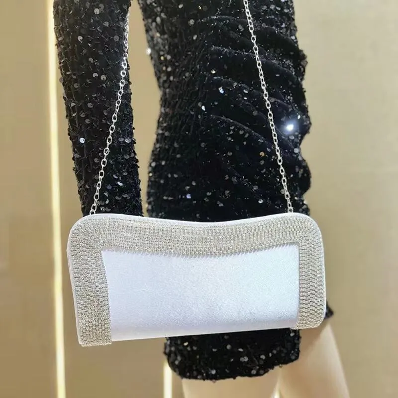 

2025 New Fashion Retro Velvet Women Evening Clutch Bag Luxury Elegant Delicate Diamond Handbags Lady Wedding Party Shoulder Bag