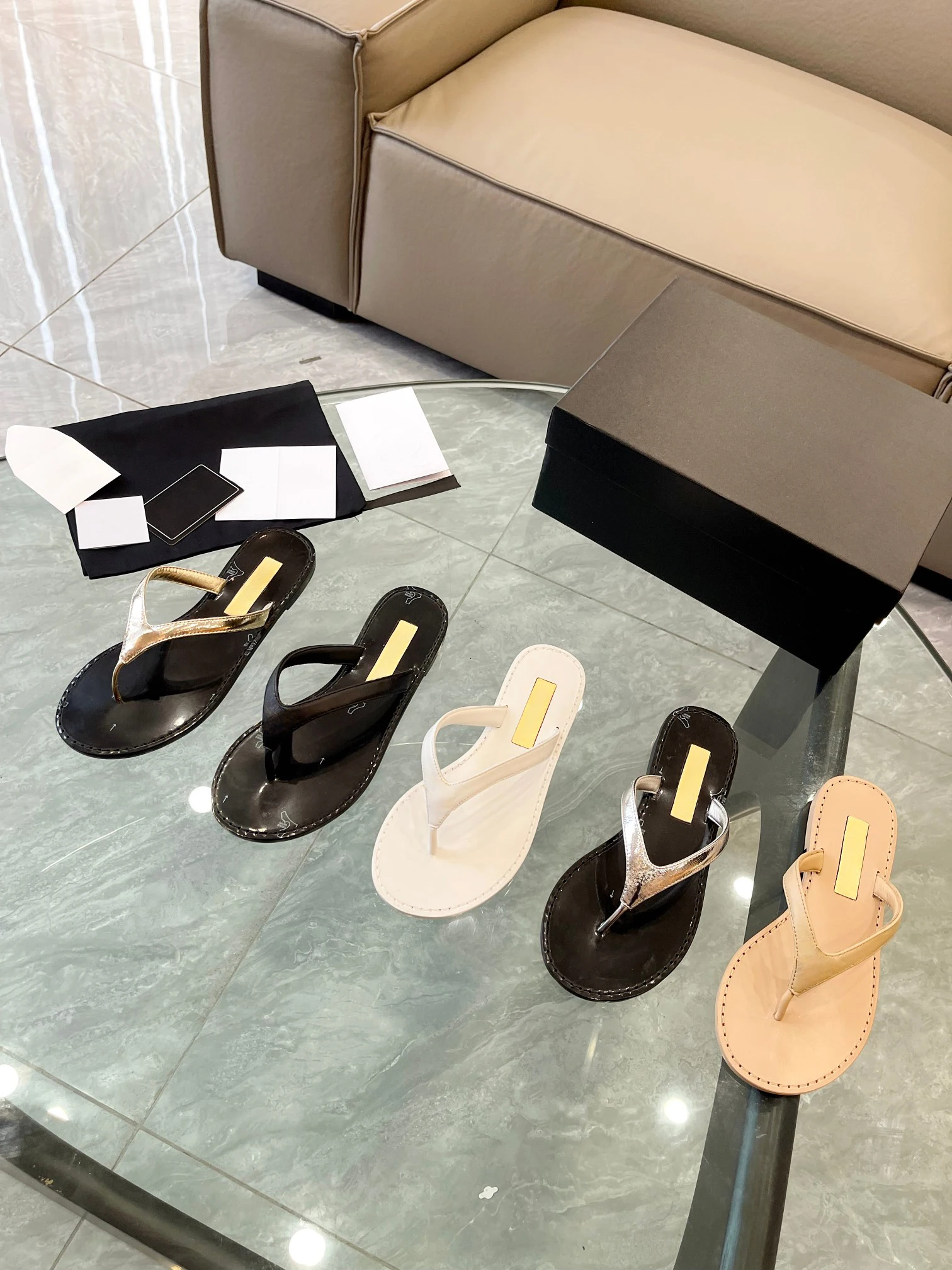 24 summer new ladies slippers, cowhide fabric, lambskin lining, leather outsole, casual and versatile, size35-42