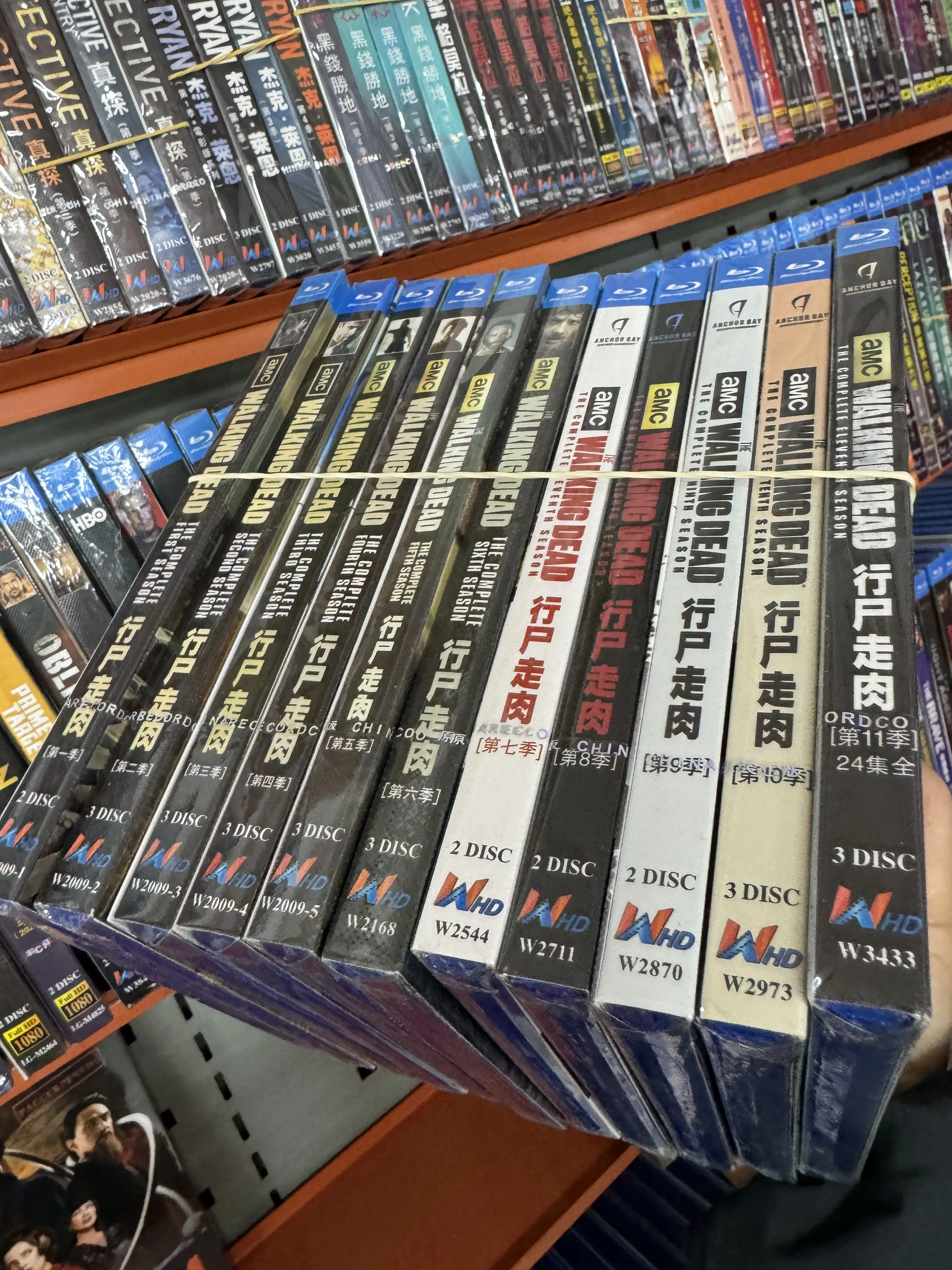 

Коллекционный набор Blu-ray дисков «Ходячие мертвецы», сезоны 1-11, Ultra HD, 29 дисков, бокс-сет