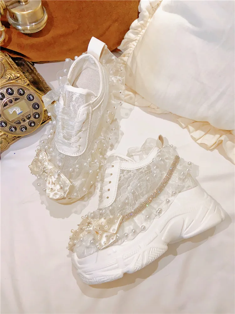 White Sneakers Increase 10cm Platform Lace Flower Temperament Sponge Cake Breathable Fashion Summer Strap Lace Mesh Pearls Shoes