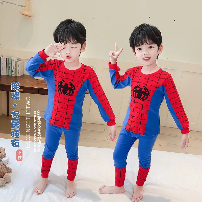 Spider-Man boys comfortable home pajamas fashion handsome home wear suit in small children autumn and winter two-piece tide