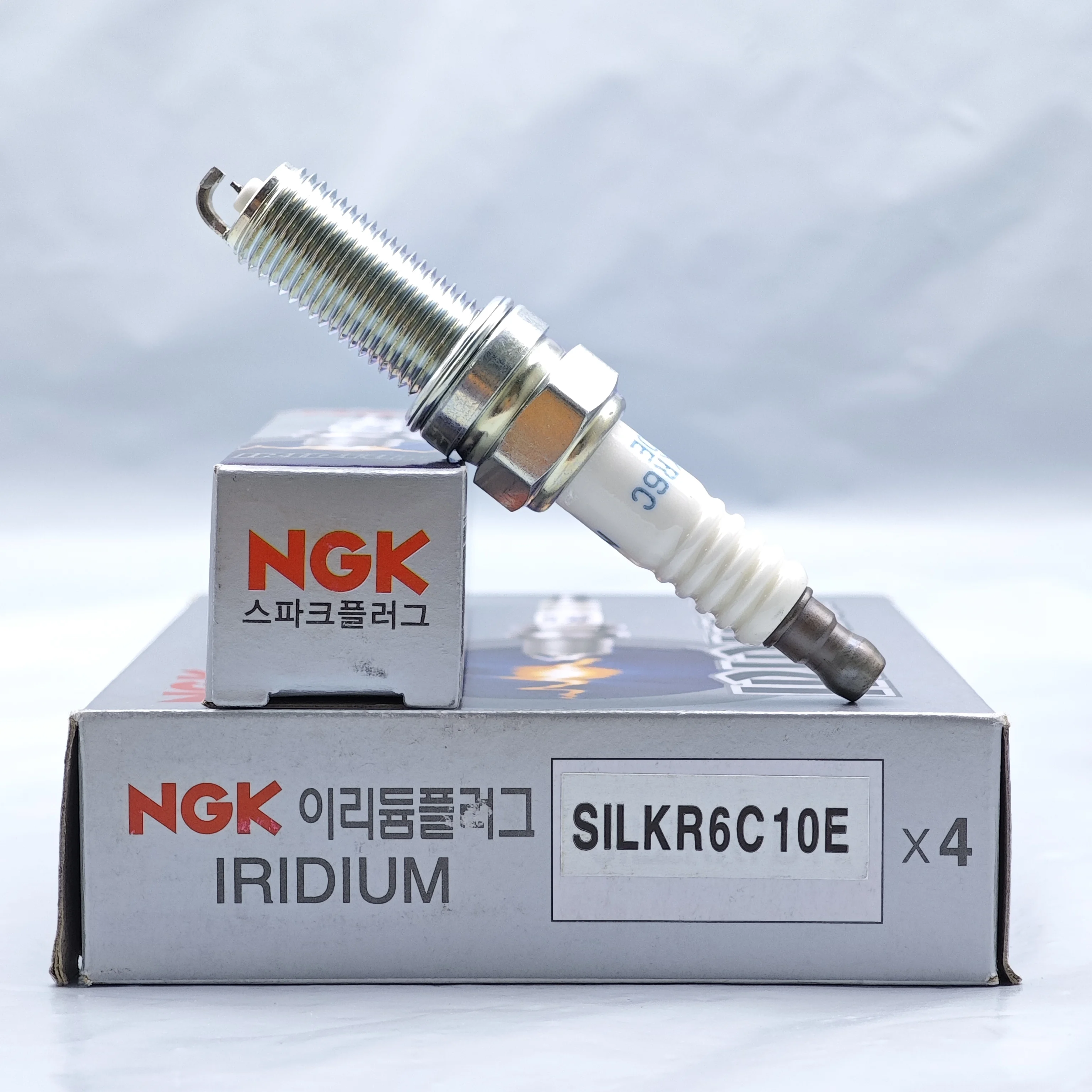 4pcs Original NGK Iridium Spark Plug SILKR6C10E OEM 18844-10060 Suitable For Engine Code G4LC 1.4