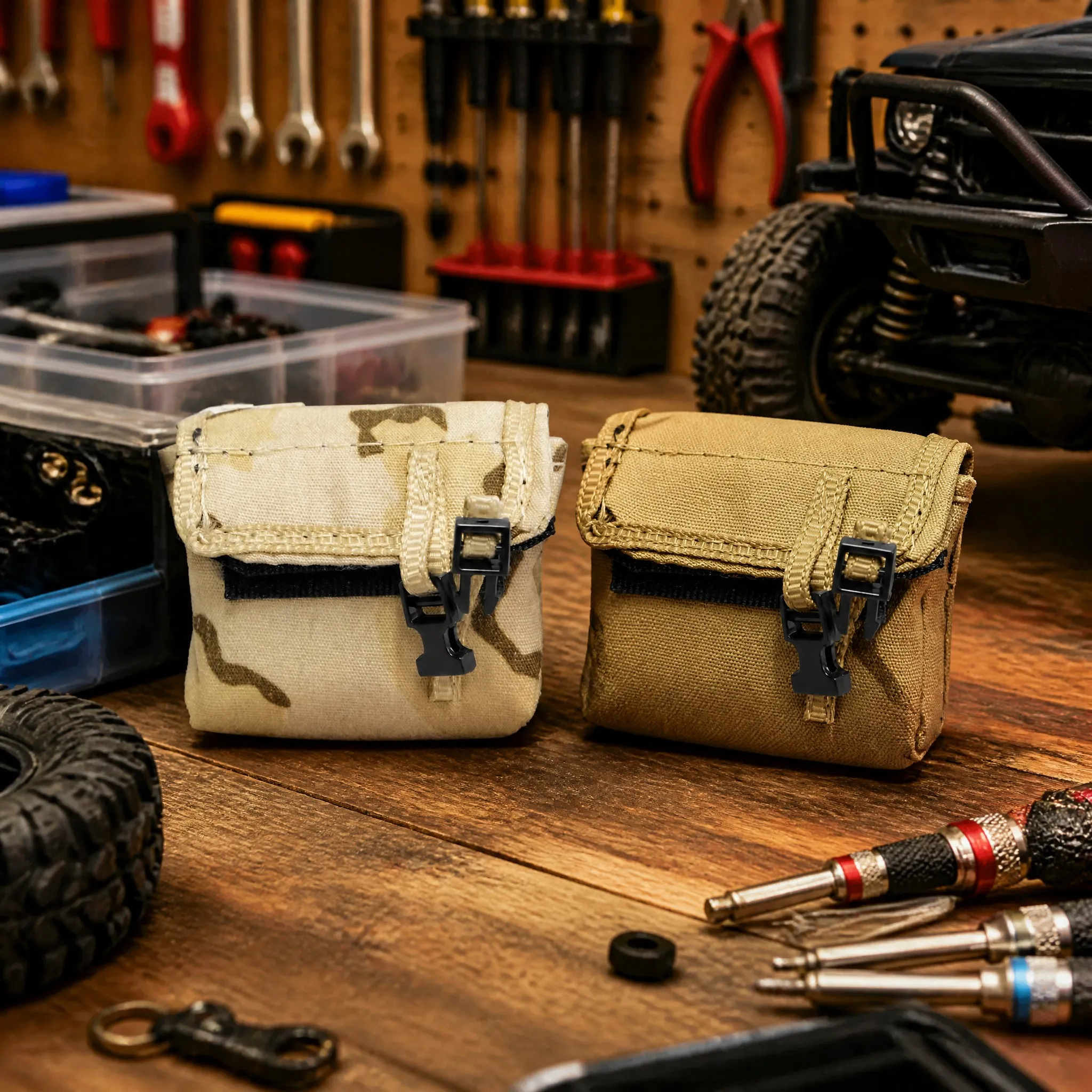 HFLRC 1/10 RC Crawler Scale Tactical Pouch Molle Bag with Buckle for TRX4 SCX10 Defender Cargo Decoration Accessories