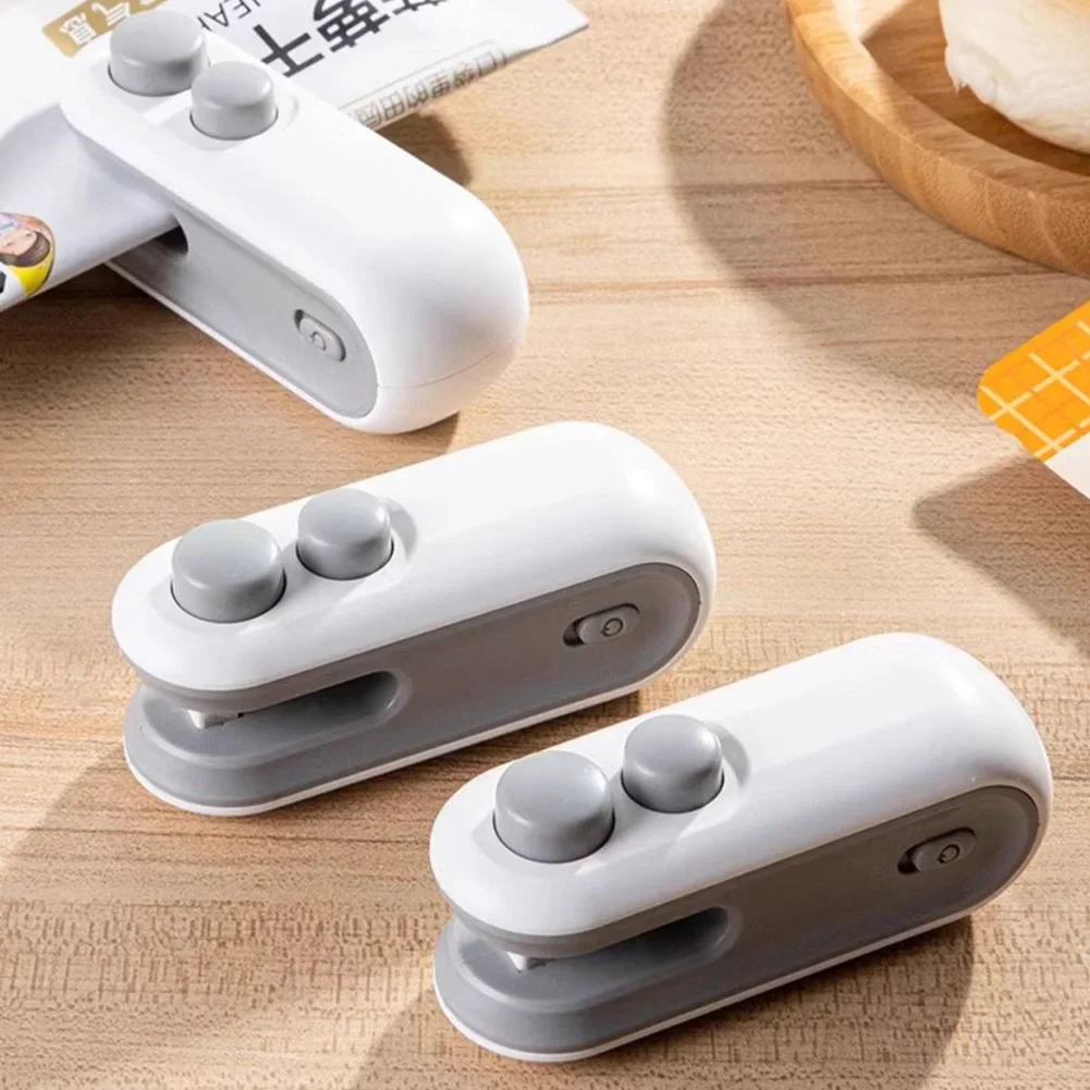 2 في 1 آلة قطع السدادة متعددة الوظائف المحمولة آلة إغلاق الأكياس المحمولة لتخزين المواد الغذائية والوجبات الخفيفة نضارة