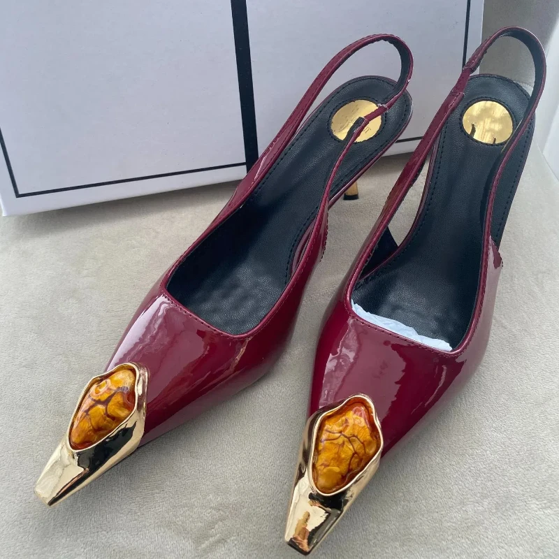 

New Summer Women's High-heeled Sandals Metal Pointed Stiletto Retro High-heeled Shoes Gemstone Back Empty Shoes