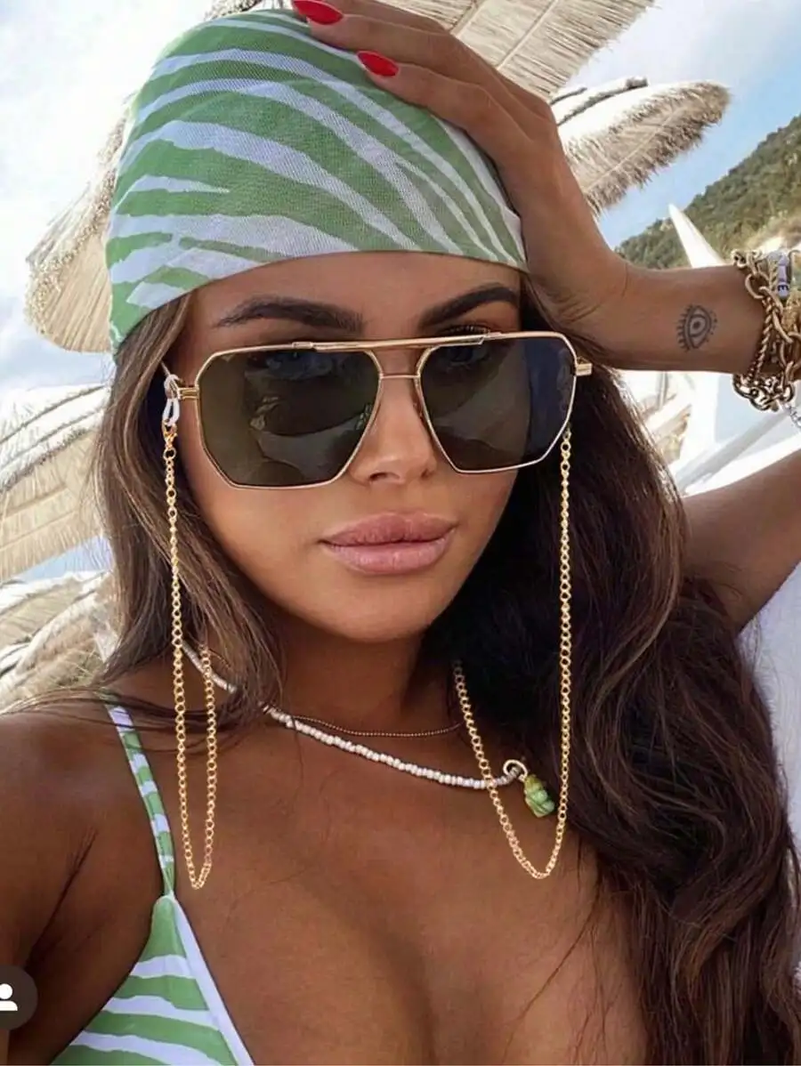 Gafas de sol futuristas cuadradas de doble puente con cadena para mujer