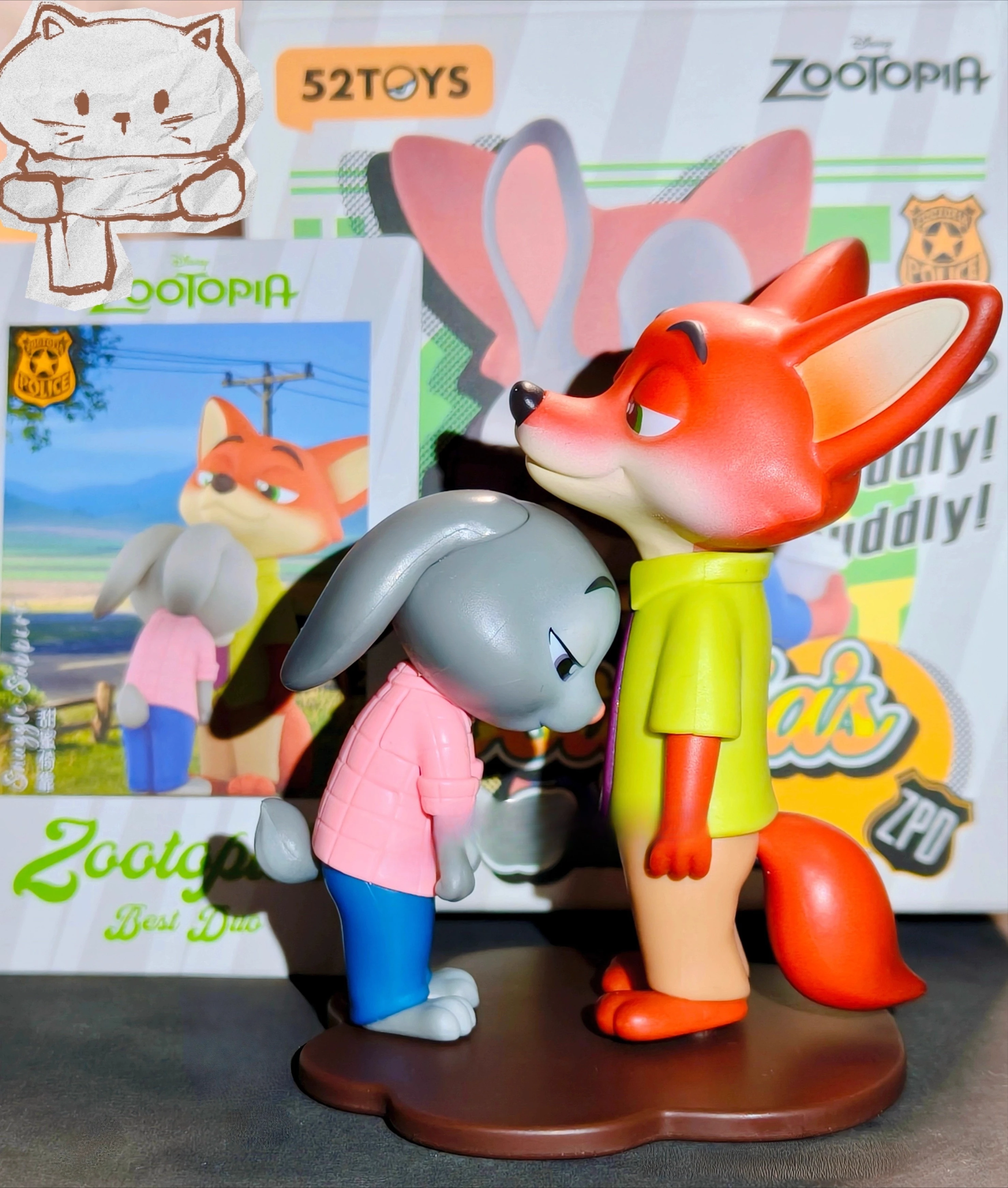 新品未開封のかわいいインタラクティブデザイン、精巧なディテール、警察パートナーブラインドボックス、アニメファン向けコレクタブルIP周辺機器ギフト