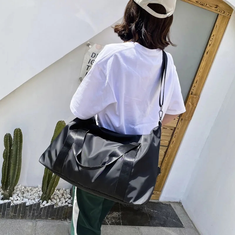 

Travel Bag Large Capacity Wet and Dry Men's Yoga Fitness One Shoulder Slant Female Swimming Fitness Bag