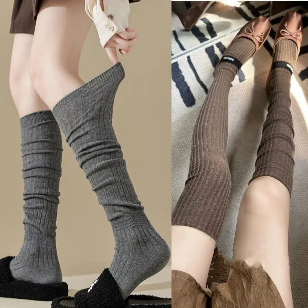 لوليتا طول الركبة جوارب النساء أسود أبيض رمادي بلون كل مباراة فوق الركبة عالية الجوارب الطويلة موضة عادية JK نمط جورب
