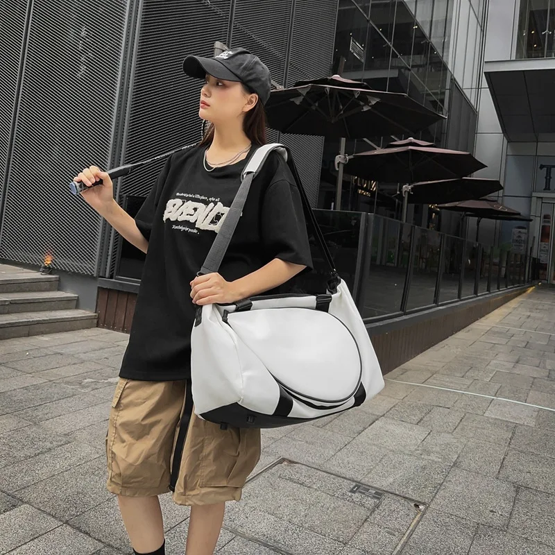 The All-in-One Crossbody Sports Bag: Spacious Badminton Racquet Pack  Perfect for Swim, Gym & Multi-Sport Storage