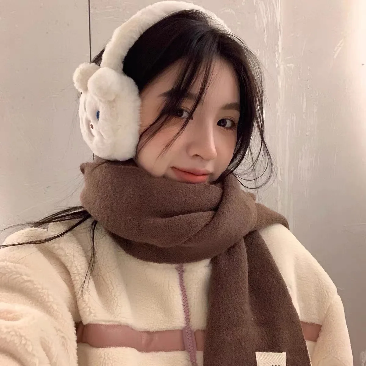 Cute White Bear Ears Earmuffs 2025 Winter New Warm Windproof Comfortable Ear Protect Muffs Woman Girl Clothes Accessories