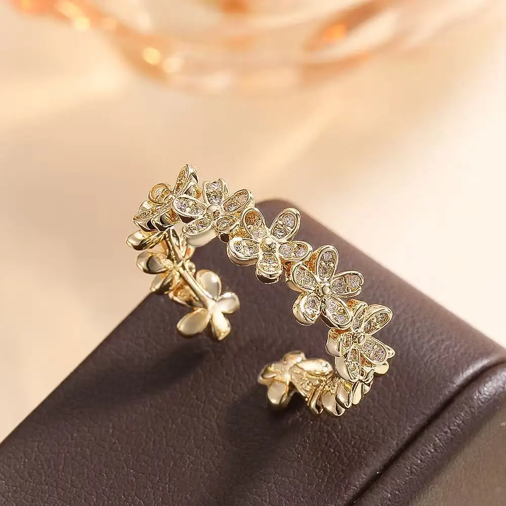 1PCS High-Quality Light Luxury Temperament Flower Micro Inlaid Zircon Adjustable Women's Ring, Jewelry Gift For Daily Banquets