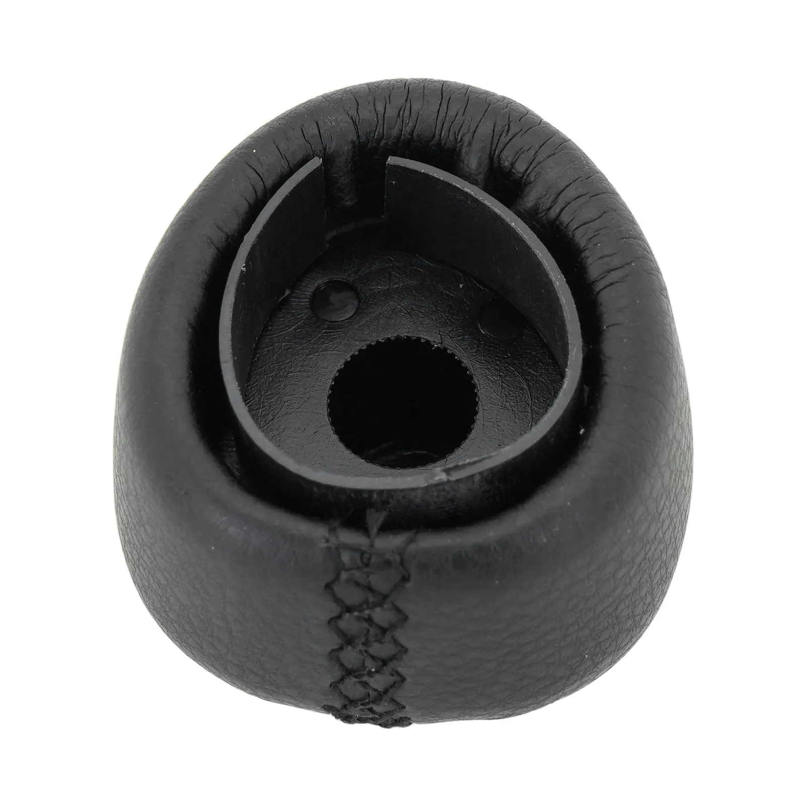 

Shift Knob Cover 6 Speed Gear Shift As Shown In The Figure OEM Number 32022206 Plastic And Leather Construction