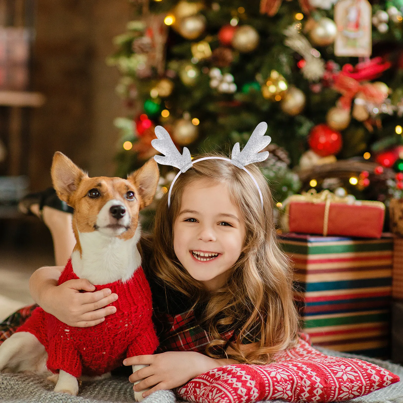 

Набор из 4 детских ободков для волос с оленьими рожками, безопасные, многоразовые, для рождественских вечеринок, праздников, косплея, милый дизайн, для детского дня рождения